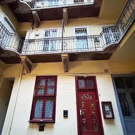 Hevesi Apartman Apartment *